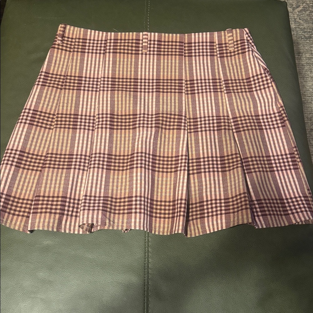 Urban Outfitters Plaid Mini Skirt in Pink and Brown, Size L, EUC - Picture 4 of 4